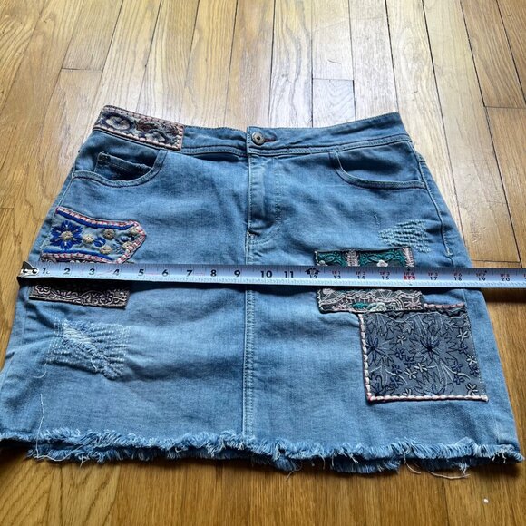 Desigual Size 30 Blue Denim Patty Embroidered Patchwork Boho A-Line Mini Skirt - Picture 9 of 13